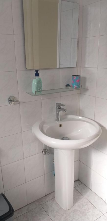 2 Bedroom Apartment Near Finikoudes Larnaca Exterior foto